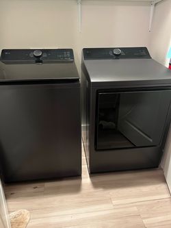 LG Washer and Dryer Set