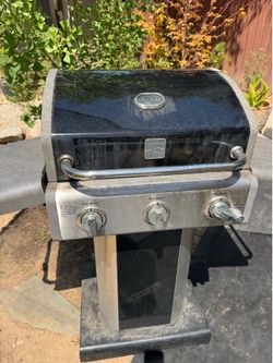 Barbecue grill propane