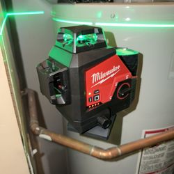 Milwaukee Laser