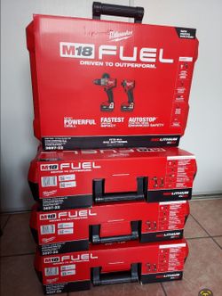 New Milwaukee FUEL 1/2" Hammer Drill 1/4" Impact Driver M18 kit