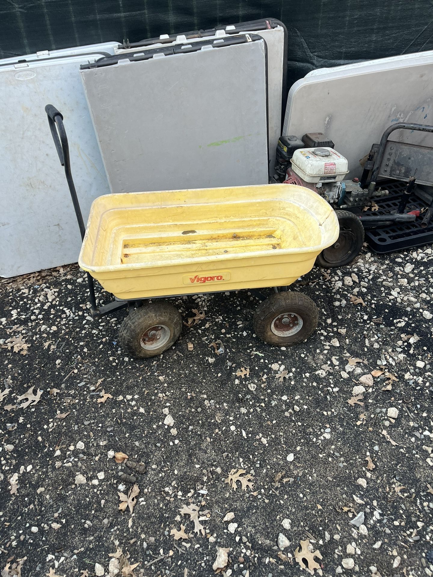 Vigoro Dumping Garden Cart - 1,000lb. Capacity