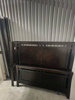 El Dorado wood Full bedroom Set