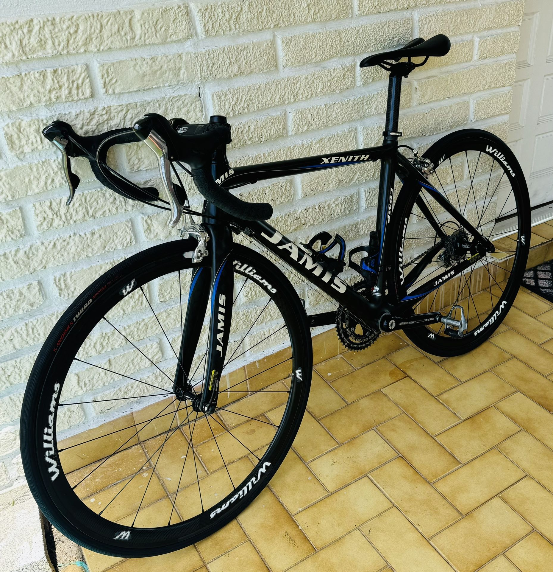 Jamis Xenith Comp Full Carbon Road Bike 51 Cm for Sale in Miami 
