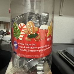 New Cookie Cutters Set Still In Box 