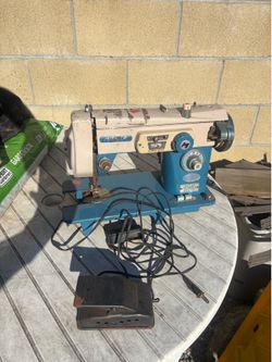 Vintage Sewing Machine