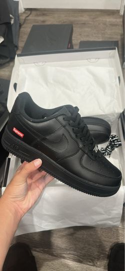 Nike Supreme Air Force 1s