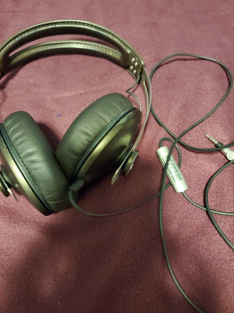 Sennheiser Momentum Over Ear Noise Cancelling Brown Leather