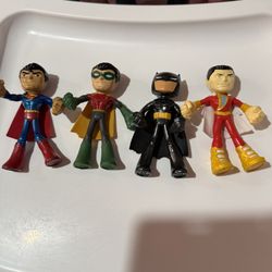 DC Toy Figurines 