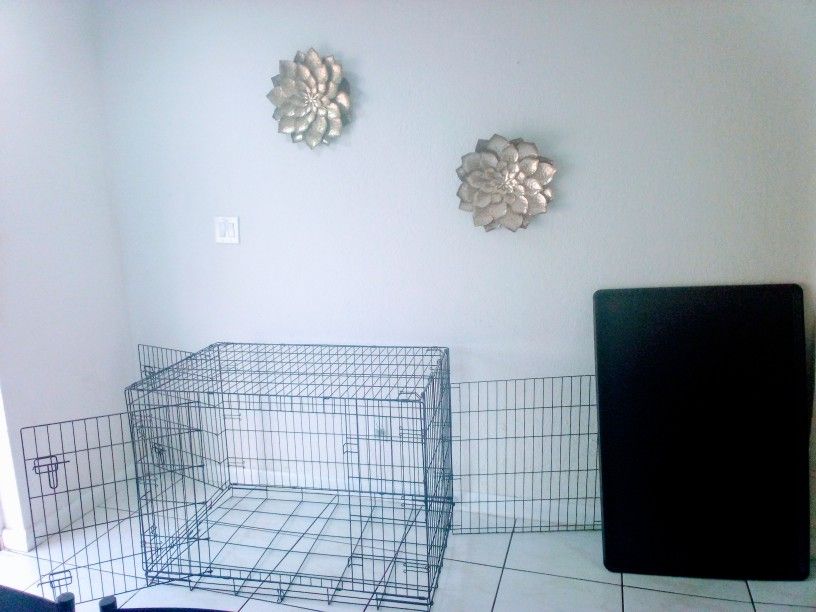 Huge Dog Wire Cage For Breeds 90lbs Or More