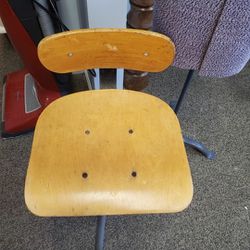 Vintage SINGER Sewing WOOD Swivel Chair