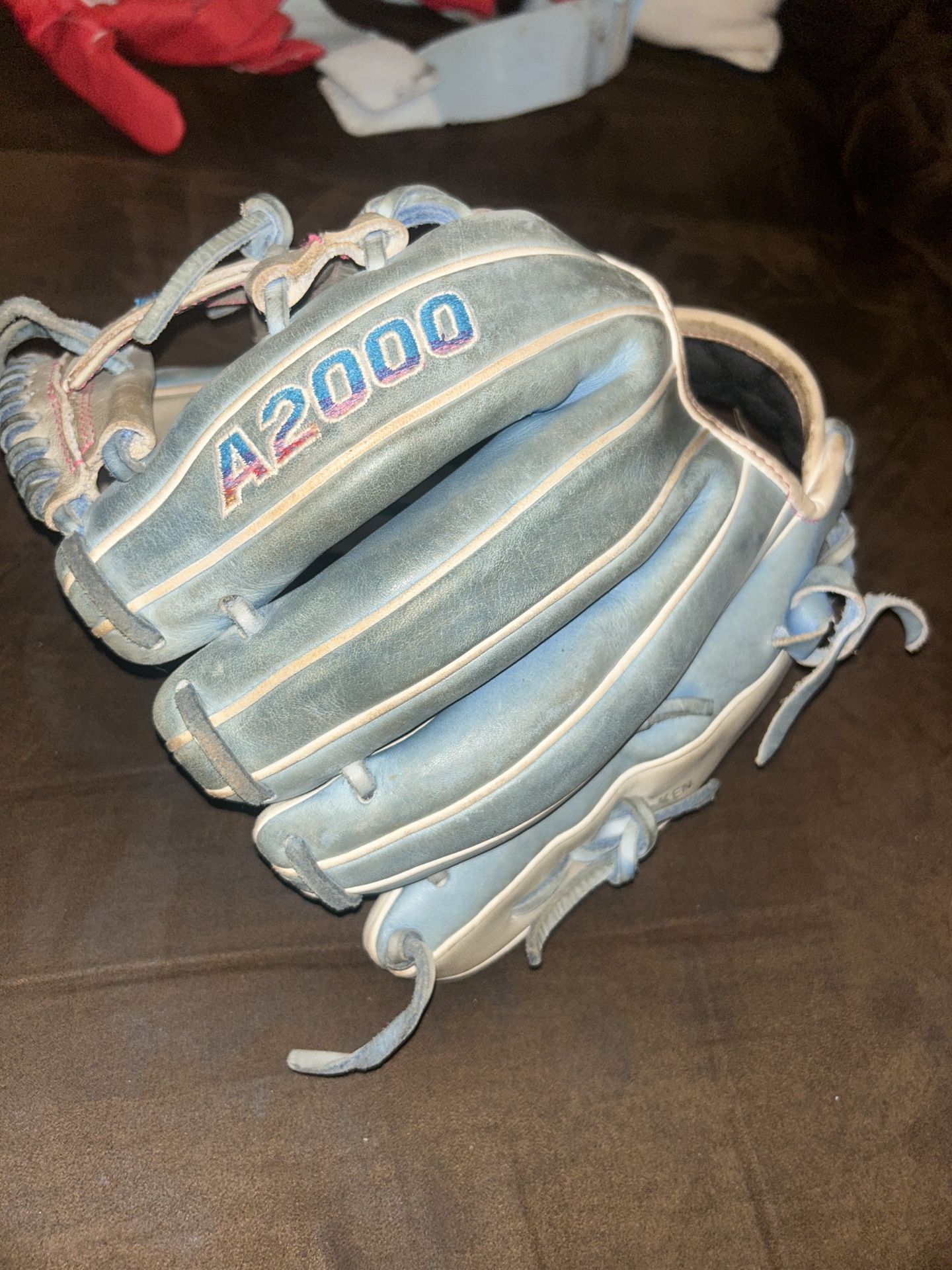 Wilson a200 Autism speaks Glove infield 11.5