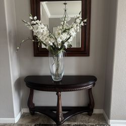 Elegant Solid Wood Entryway Table And Mirror.