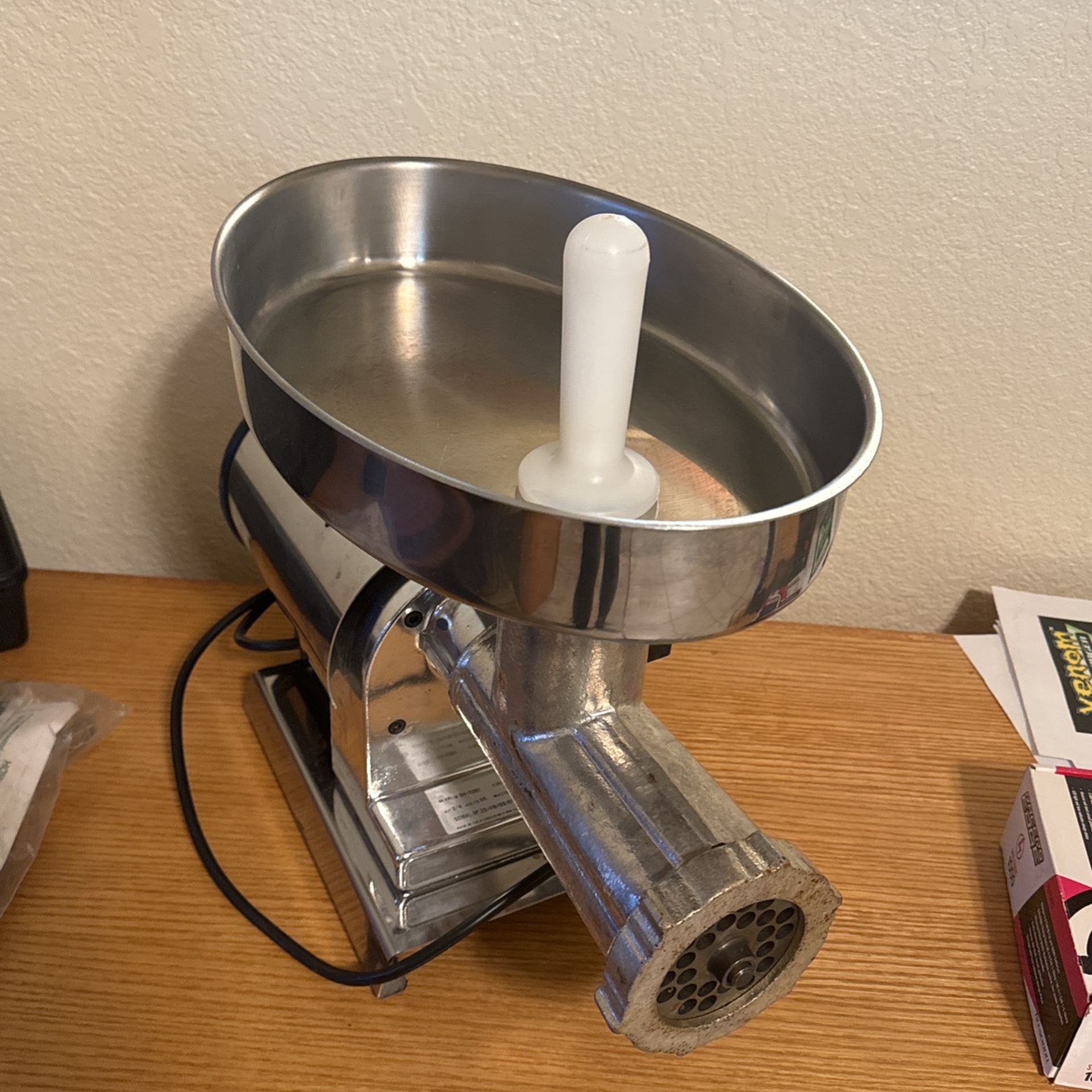 Electric Meet Grinder