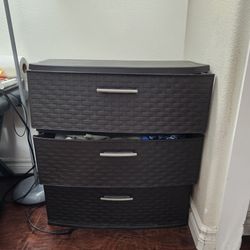 Moving Sale - Mattress, Lamp, Organizer, Side Table & More!