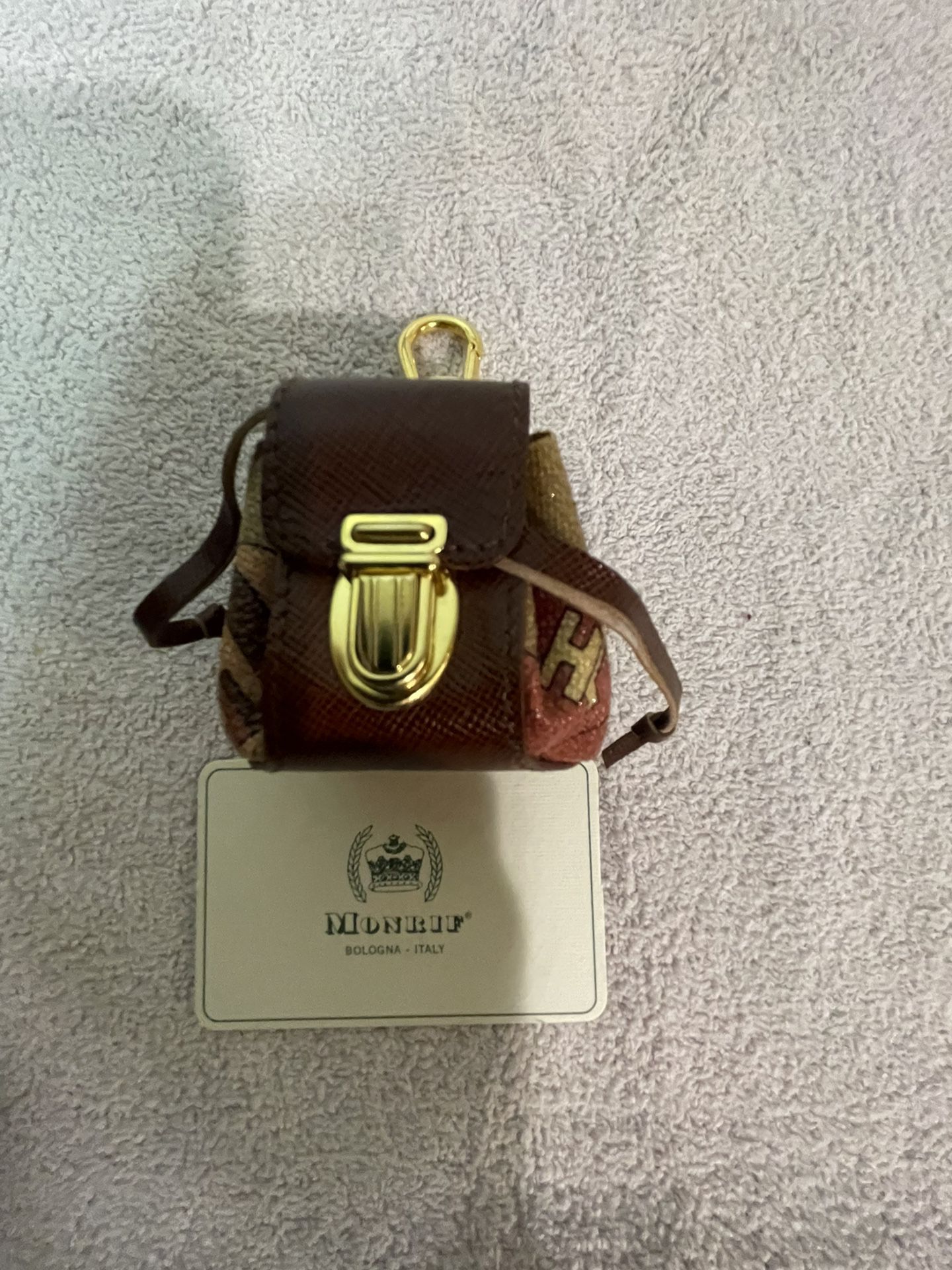 3011-HITT Monogram PU Leather Tag Key Holder and Bag Charm NWT Box, & Dust  Bag for Sale in Gallatin, TN - OfferUp