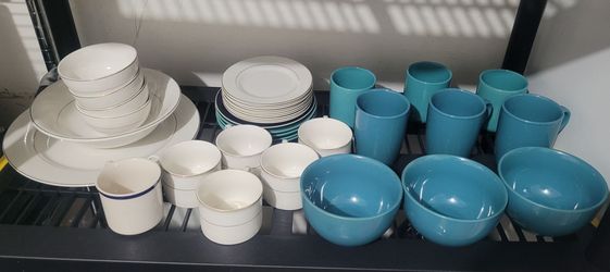 Plates, bowls, and cups