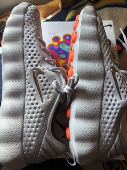 Nike Mind 002