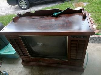 Wood Panel CRT TV