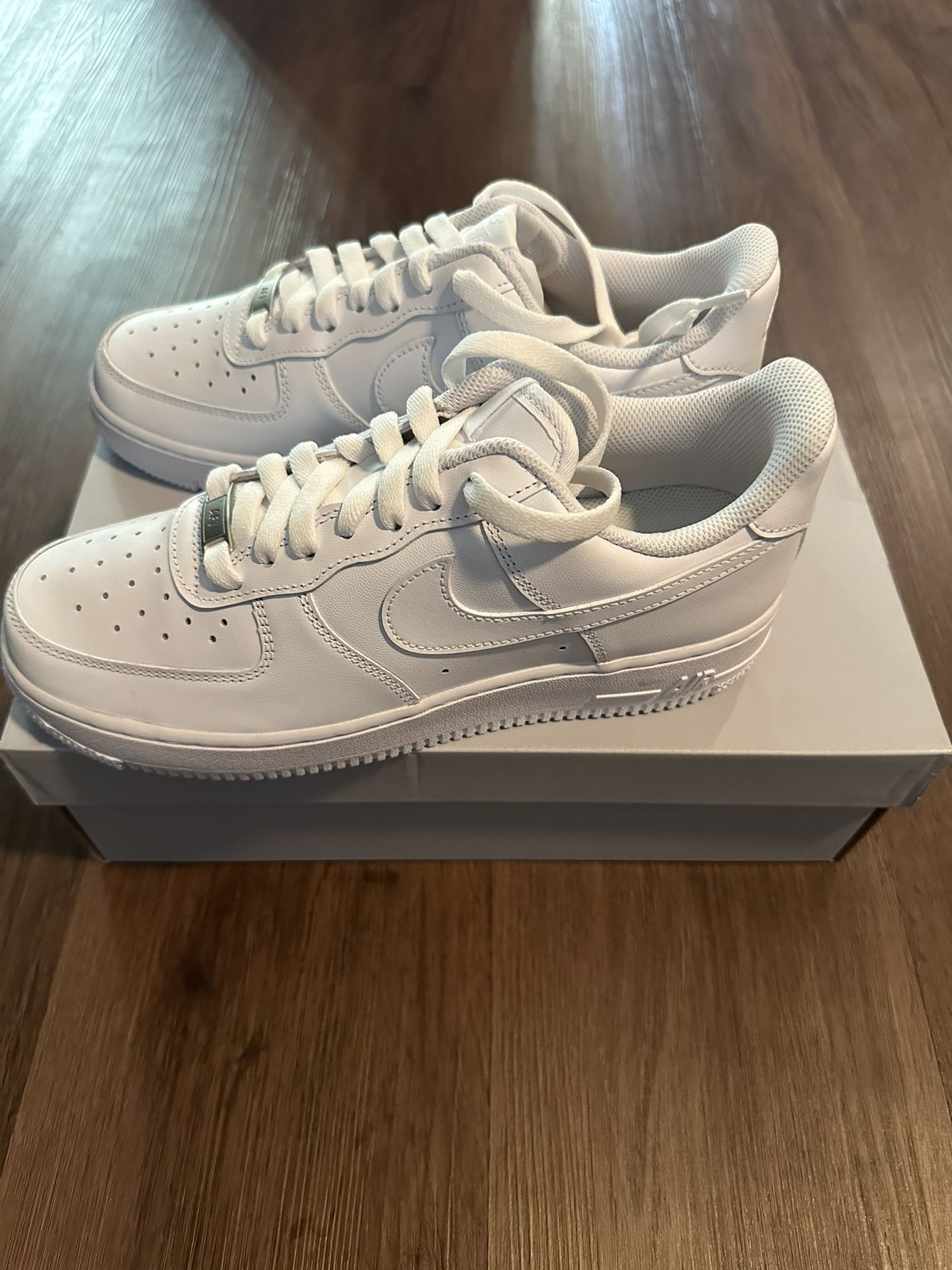 Women’s AF1 Size 8.5