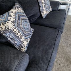 Love Seat 