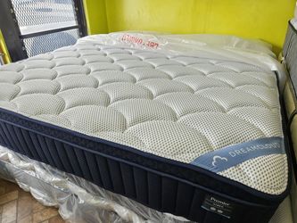 Mattress and box spring king size