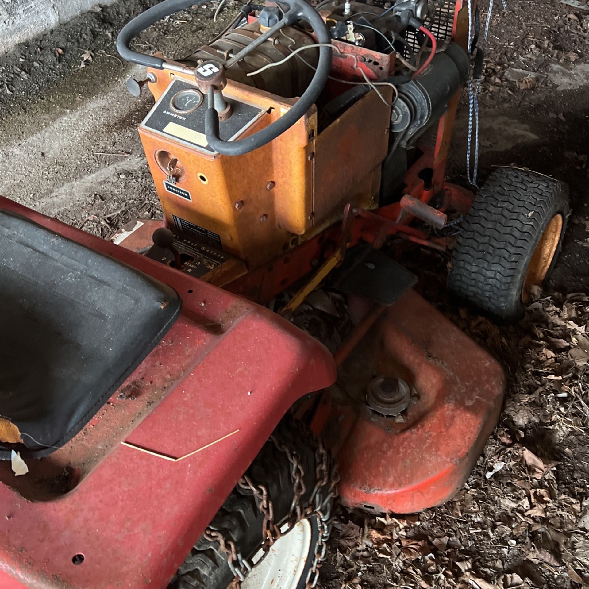 Lawn Tractor
