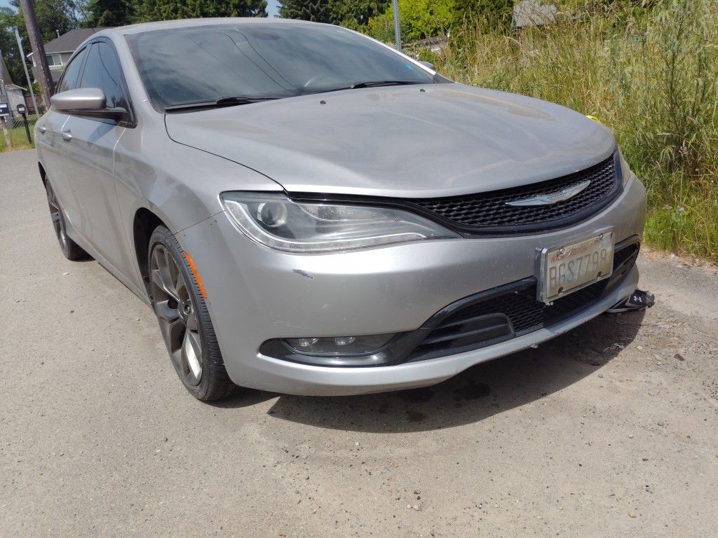 2015 Chrysler 200