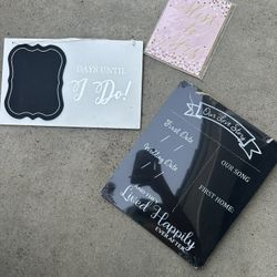 Wedding announcement props