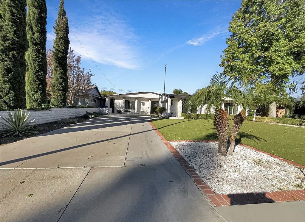 Beautiful,Spacious Family Home To Let!!!!