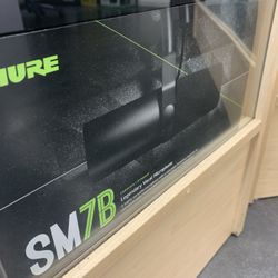 Shure SM7B