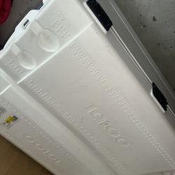 Igloo Coolers 150qt