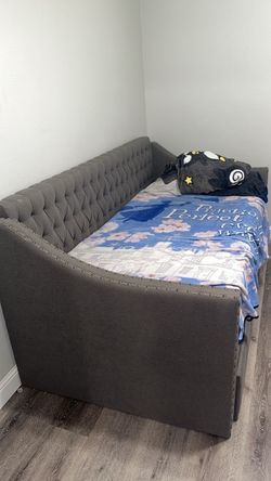 Day bed
