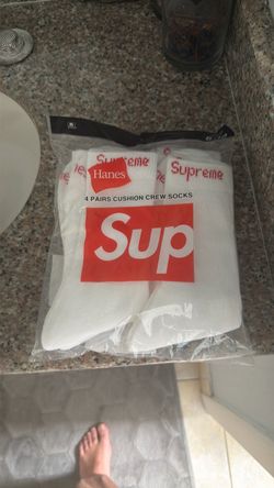 Supreme sock 6-12