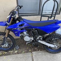 Yz 85