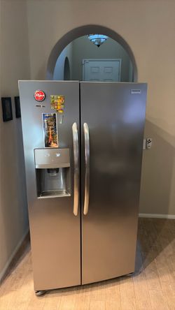Frigidaire Fridge