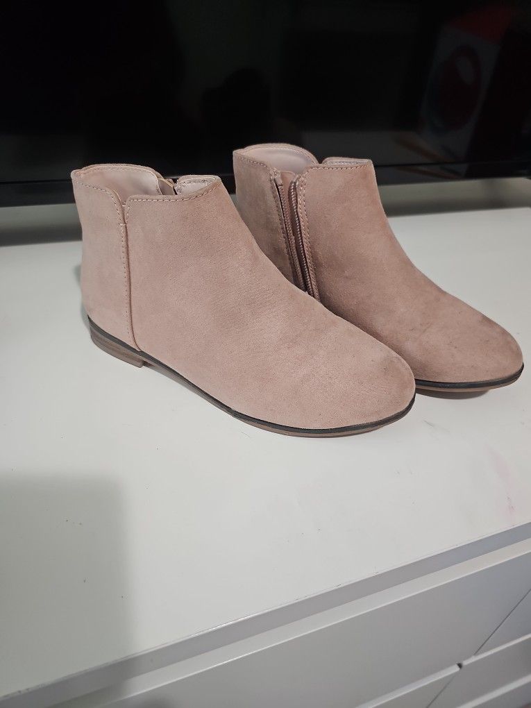 Cat and Jack Girls Pink Boots Size 2