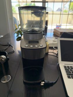 Burr Coffee Grinder – Excellent Condition ☕