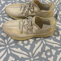 Adidas Yeezy Shoes