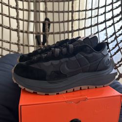 Nike Vaporwaffle Sacai Black Gum