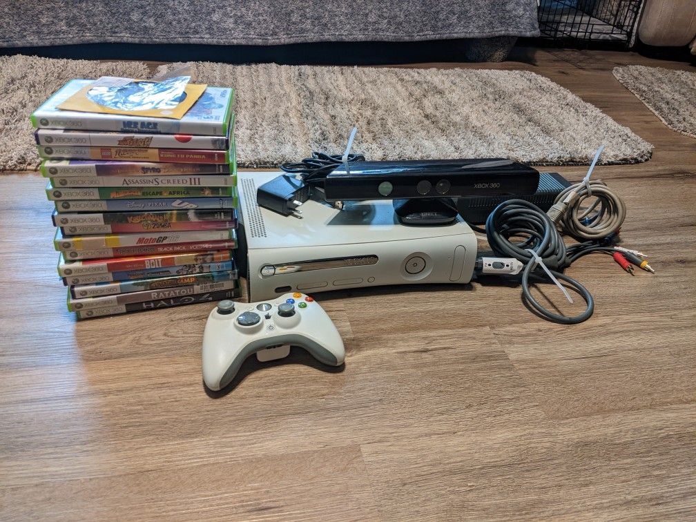 Xbox 360 + Kinect Bundle With 16 Games
