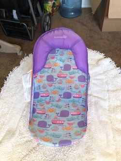 Baby shower seat