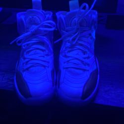 WMNS JORDAN JUMPMAN TWO TREY (DR9631-107) White-Metallic Gold