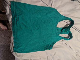 Lululemon green tank