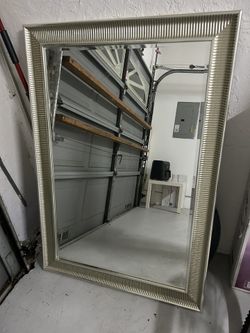 Mirror Size:35x52inch