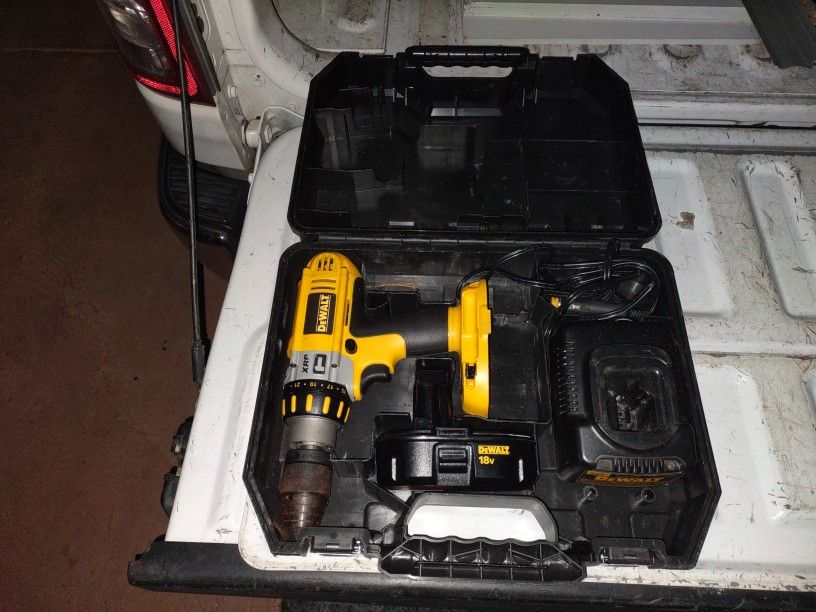 DeWalt Hammer Drill