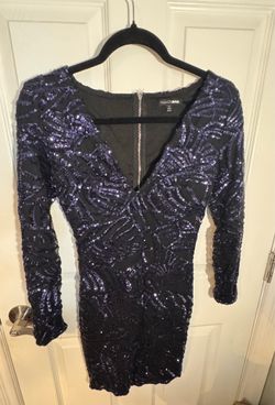 Lots of cute dresses !!!
