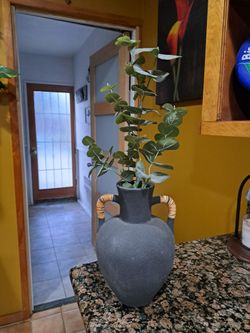 Ceramic vase grey