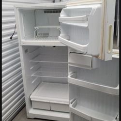 Fridge/ Freezer  150? Or best Offer