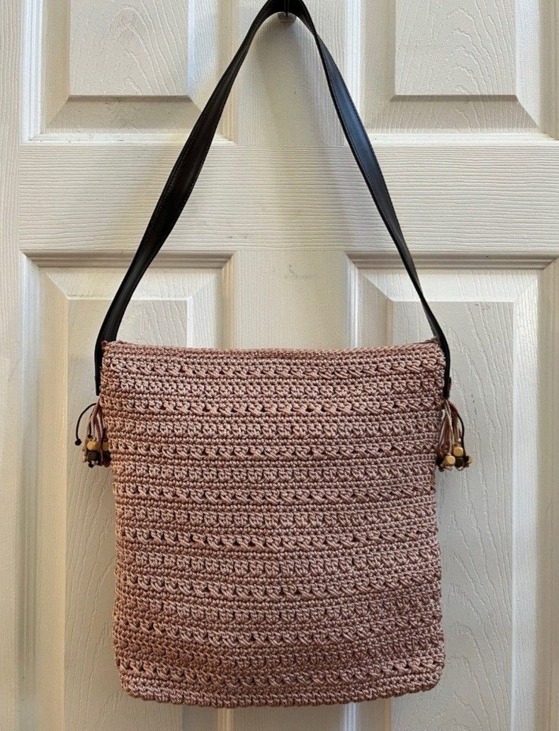 The Sak Dusty Rose Boho Zip Closure Crochet Shoulder Bag!