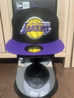 Los Angeles Lakers New Era Fitted Hat
